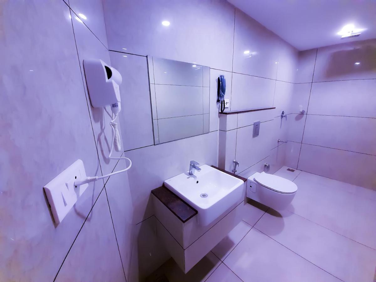 Hotel Victoria International Kattappana Εξωτερικό φωτογραφία