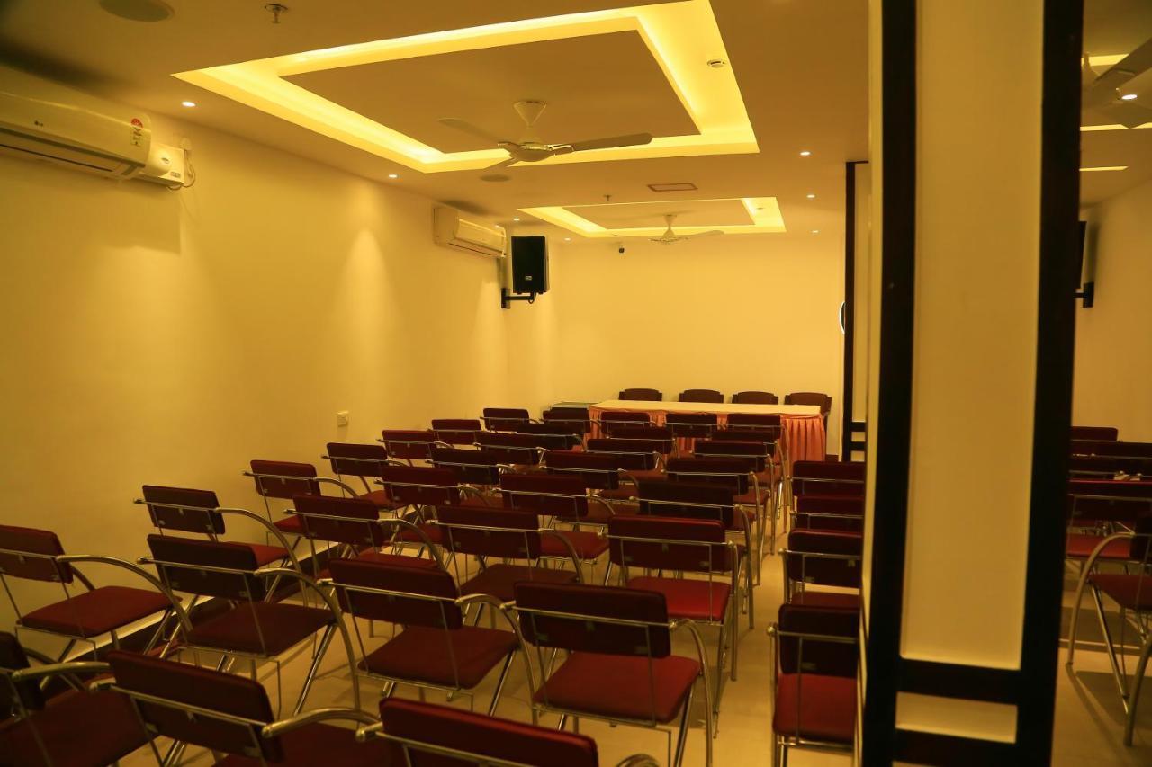 Hotel Victoria International Kattappana Εξωτερικό φωτογραφία